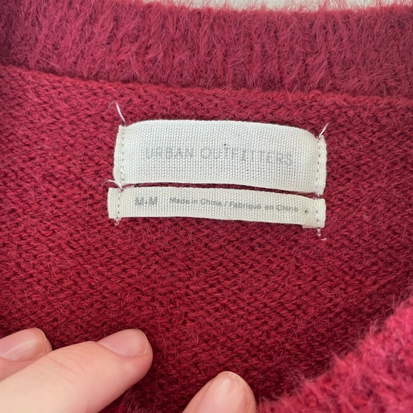 Urban Outfitters red cropped long sleeve sweater WORN ONCE SIZE MEDIUM - Picture 2 of 2